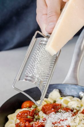 Picture of CURVED GRATER